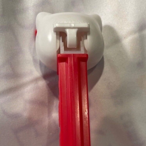 Pez Pets Hello Kitty Dispenser Unwrapped - Picture 4 of 5